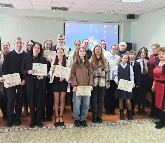 В РГАТУ прошла школьная областная научная конференция по пчеловодству