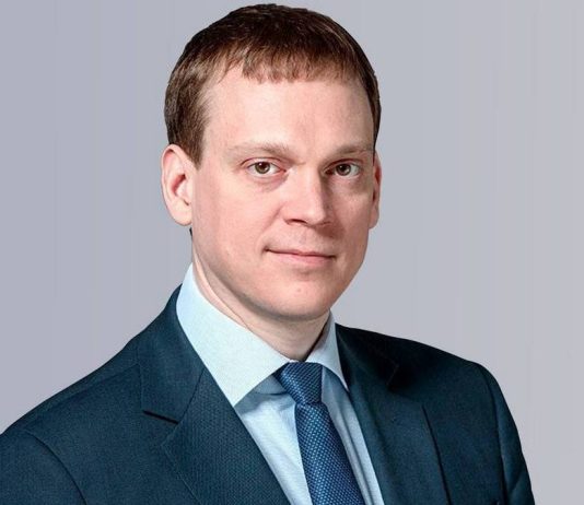 Губернатор Павел Малков поздравил рязанок с Международным женским днем