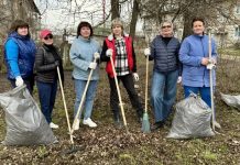 В Рыбном провели первый в этом году городской субботник