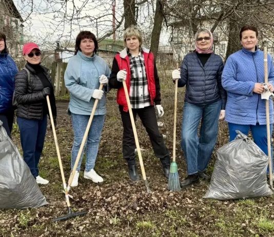 В Рыбном провели первый в этом году городской субботник