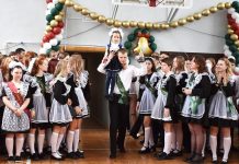 Для рыбновских выпускников прозвенел последний звонок