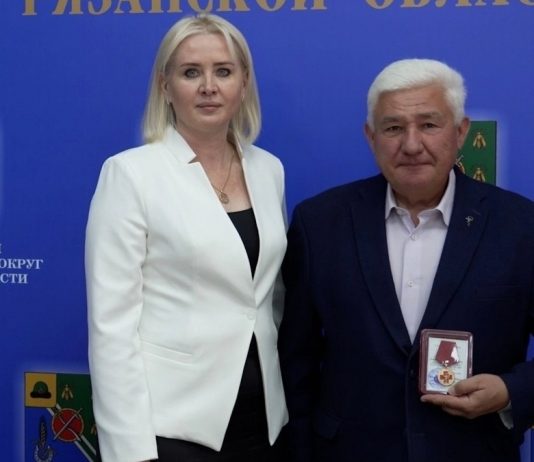 Медработников Рыбновского округа поздравили с профессиональным праздником
