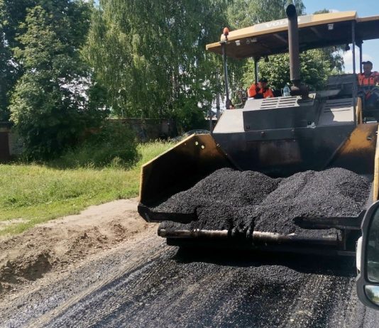 В Рыбном ремонтируют дороги